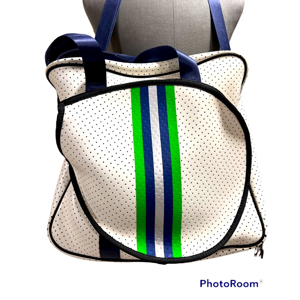 Tennis bag